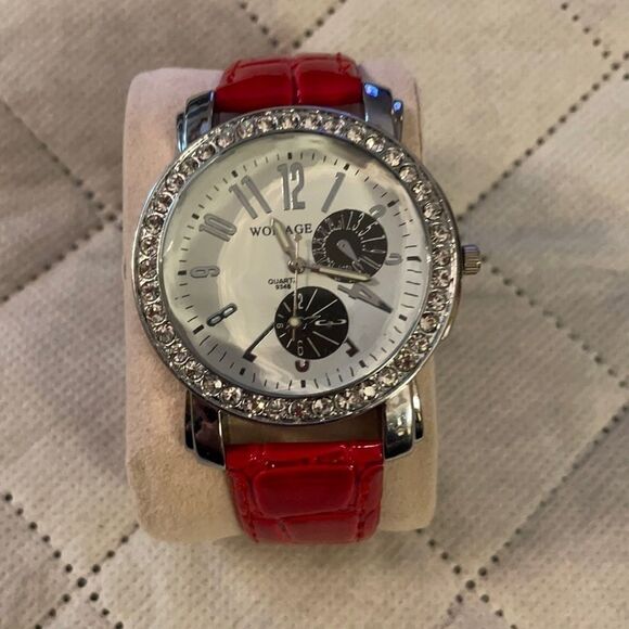 Women’s  Bling Watch Rhinestones Red Faux Leather Band Unisex Stainless Steel - Picture 1 of 6